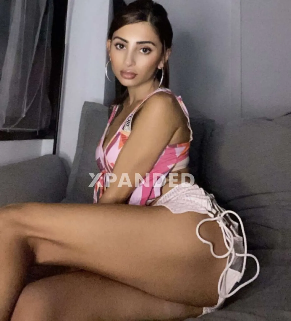 Live Phone Sex feature image Live Phone Sex feature image
